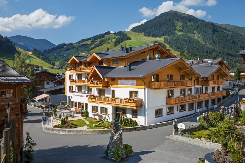 Hotel Am Reiterkogel Saalbach-Hinterglemm Exteriör bild